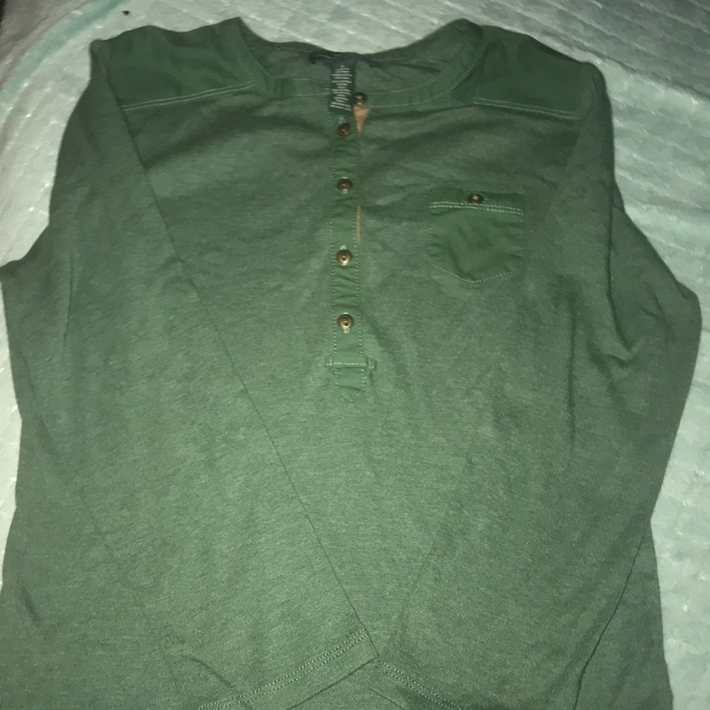 Green shirt